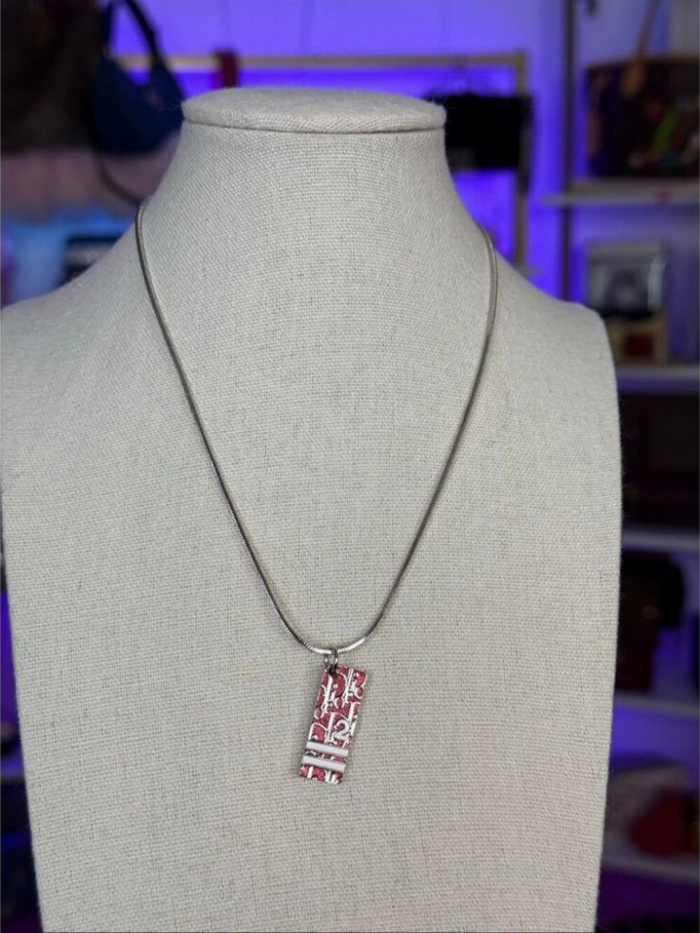 Unused Christian Dior Vintage Trotter Logo Plate Silver Necklace
